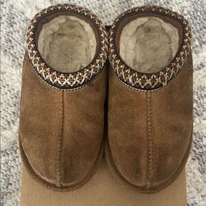 Ugg Tasman brown slip on shoe kids size 11